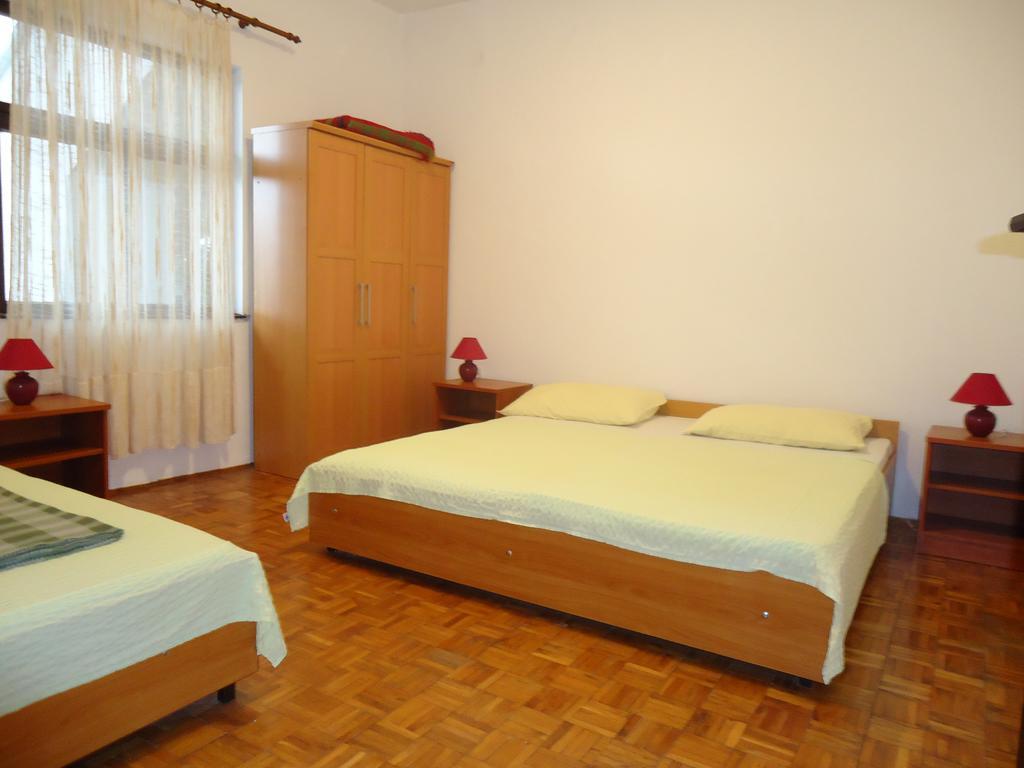 Apartments Vrsa 셀리네 외부 사진